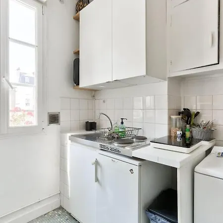 Daire Studio Near Sacre-coeur Basilica Paris